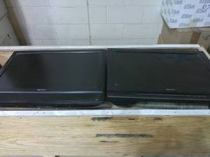 lot 13 image: Pair of Sony Bravia-KDL-32ML130 & KDL-32L4000-32 Tvs