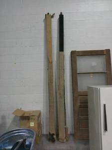 lot 18 image: Lot of 2 Baseboard Elements 10ft Sections