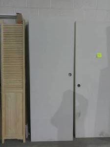 lot 27 image: Lot of 7 Primed Hallow Panel Doors 80 x 27-34 Pre Tapped Handle & Hinges