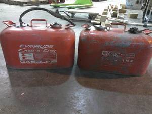 lot 46 image: Set of 2 5 Gallon Evinrude Boat Tanks with Caps