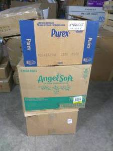 lot 75 image: Bulk Lot of Easter Decor and Activities