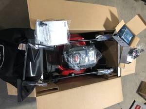 lot 5 image: Toro 60V Toro Recycler 21 in. 60 V Battery Self-Propelled Lawn Mower Kit (Battery & Charger) Customer Returns See Pictures