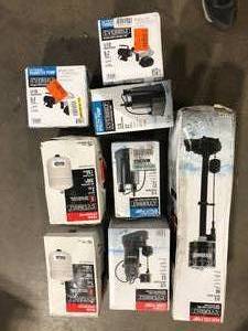 lot 29 image: Lot of Assorted Plumbing Items Various Models and Conditions Customer Returns See Pictures