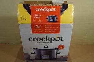 lot 14 image: Crockpot Slow Cooker