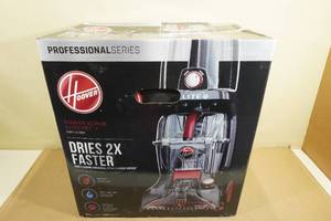 lot 15 image: Hoover Power Scrub Elite Pet  Carpet Cleaner
