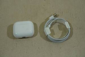 lot 38 image: Apple Airpods 3rd Generation