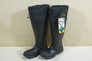 lot 149 image: Muck Boots Unisex Forager Boots -Mens 4, Womens 5