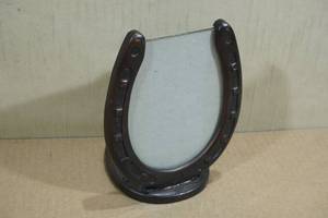 lot 173 image: Western Style Horseshoe Picture Frame