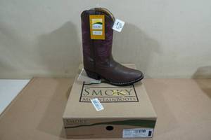 lot 178 image: Smoky Mountain Boots -Youth 6.5