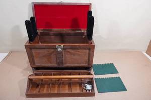 lot 189 image: Wooden Tool Box