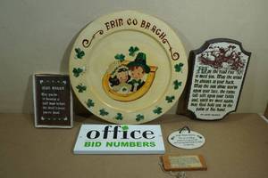 lot 203 image: Irish Themed Dcor