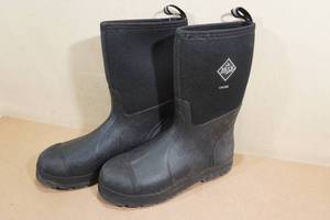 lot 211 image: Muck Boots Mens Short Chore Boots -Size 14