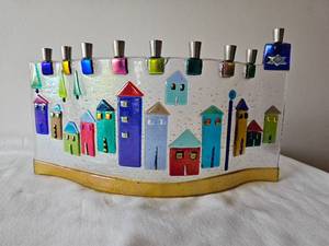 lot 98 image: Jerusalem Mills Art Glass Menorah