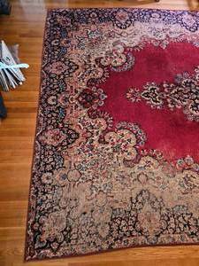 lot 11 image: Vintage Karastan Kirman Hand-Knotted Wool Rug 11 x 8