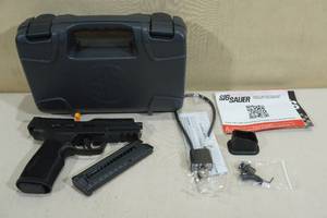lot 1F image: NEW Sig Sauer P322 .22 LR Semi-Auto Pistol - 2 Magazines