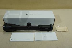 lot 3 image: Hawke Vantage 3-9 x 40 AO Mil Dot Rifle Scope