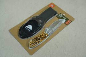 lot 22 image: Ozark Trail 7 Fixed Blade Knife