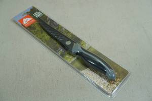 lot 26 image: Ozark Trail 6 Fillet Knife