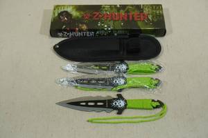 lot 33 image: Z-Hunter Paracord Throwing Knife Set