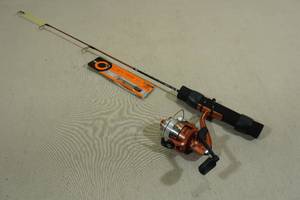 lot 39 image: Celsius Chill Factor Ice Fishing Rod and Reel