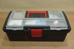 lot 48 image: Plastic Tackle Box with Fishing Tackle