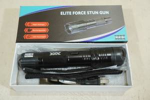 lot 53 image: Day Zero Survival Elite Force Stun Gun
