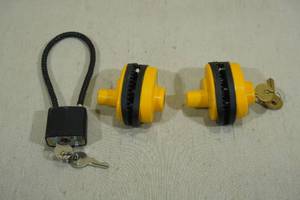 lot 72 image: Gun Locks