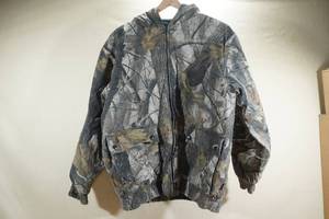 lot 78 image: Outfitters Ridge Camo Jacket - M (3840)