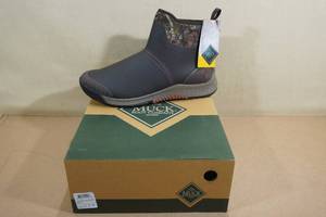 lot 104 image: Muck Mens Outscape Boots - Size 14