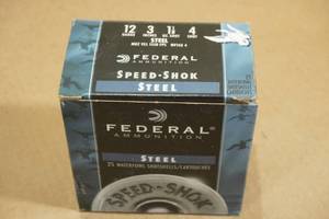 lot 150 image: 25 Federal Speed-Shok 12 Gauge 3 Steel 4 Shot Shotshells