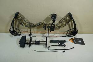lot 6 image: Bear Legit Left Hand Compound Bow