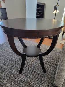 Round Top Side Table