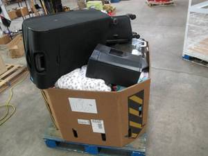 lot 106 image: Pallet of Store Overstock Store and Ecommerce Product and Returns
