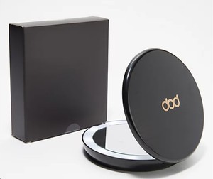 lot 723 image: Pop Sonic LED Compact Makeup Mirror - Black