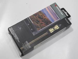 lot 813 image: Monster 3M Gold Advanced Performance Fiber Optic Audio Cable - 9.8 Feet