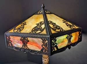 lot 3 image: Antique Miller Slag Glass Table Lamp