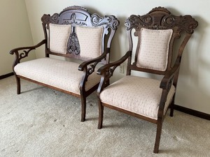 lot 10 image: Vintage Two Piece Carved Parlor Set