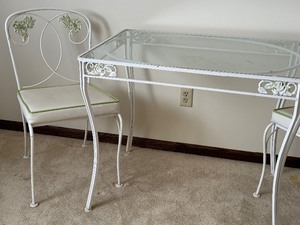 lot 33 image: Vintage Glass Top Patio Set with Metal Base
