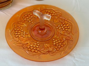 lot 32 image: Variety of Vintage Carnival Glassware including Vintage Fenton Rustic Carnival Marigold 10 Vase and Peach Iridescent Tidbit Tray