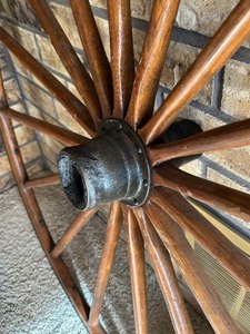 lot 187 image: Vintage Wagon Wheel