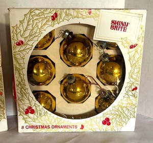 lot 190 image: Vintage Shiny Bright and Noelle Golden Ornaments