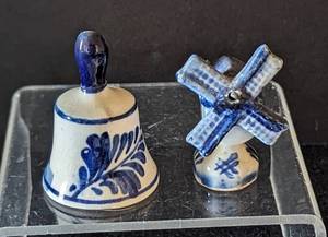 lot 117 image: Assorted Delft Porcelain Collectibles