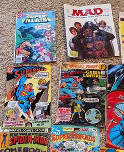 lot 208 image: Assorted Vintage Comic Books