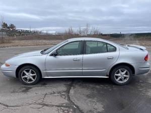 lot 16G image: 2003 Oldsmobile Alero GL