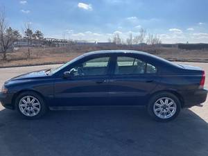 lot 22A image: 2004 Volvo S60 2.4