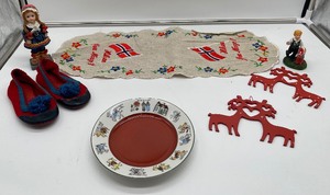 Porsgrud Plate Norway, Scandinavian Style Childrens Shoes Slippers