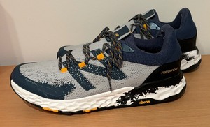 lot 26 image: Mens New Balance Vibram Shoes