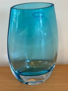 lot 61 image: Handmade Aqua Blue Glass Badash Vase