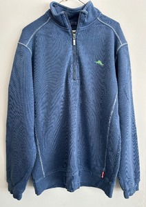 lot 94 image: Five Mens Long Sleeved Shirts including Tommy Bahama Half Zip Sweaters