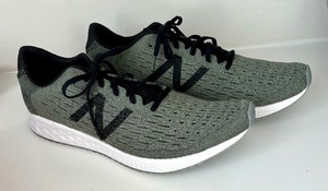 lot 131B image: New Balance Shoes, Size 16